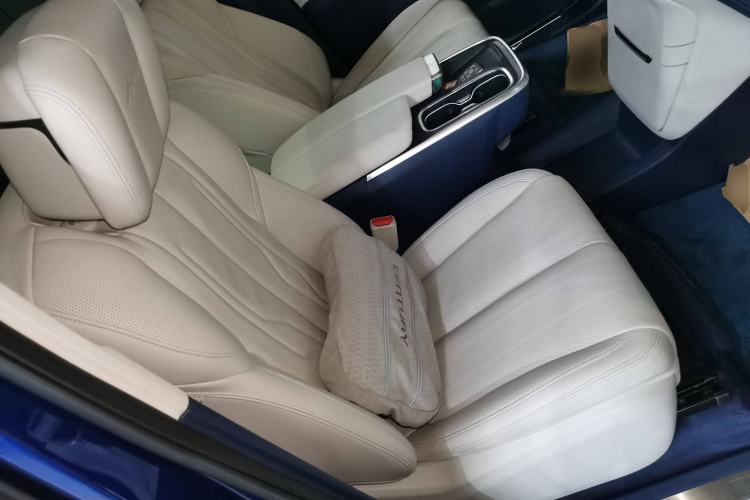 Used Buick Century 2023 2.0T Six-Seater Yinshi Edition