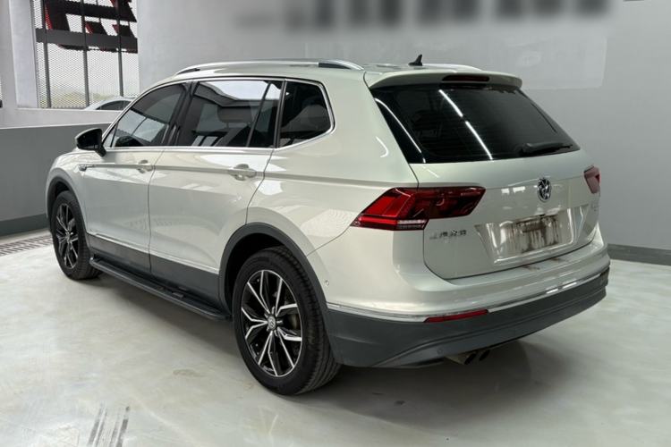 Used Volkswagen Tiguan L 2018 330TSI Automatic Two-Wheel Drive Flagship Edition Exterior 10