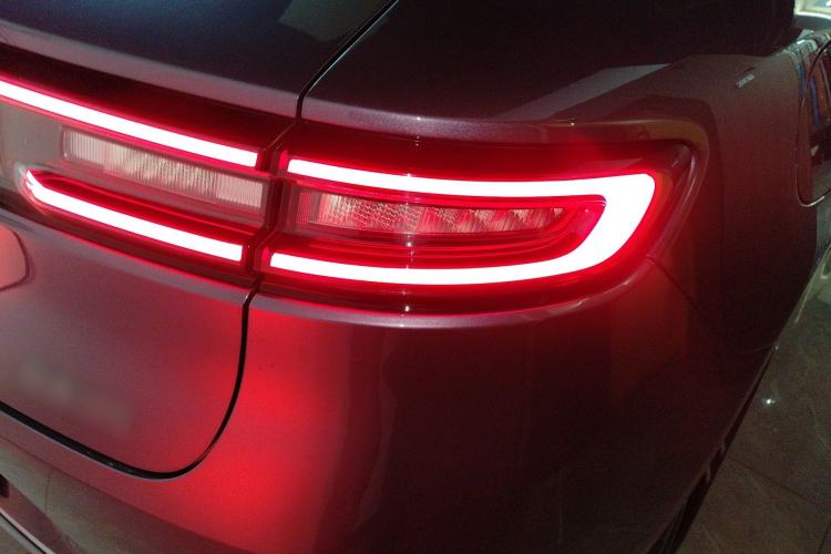 Used Hima AITO M5 2025 Extended-Range Ultra All-Wheel-Drive Version Exterior 3