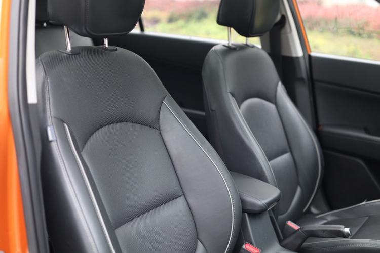 Used Hyundai ix25 2015 1.6L Automatic Two-Wheel Drive Smart GLS Trim Interior 3