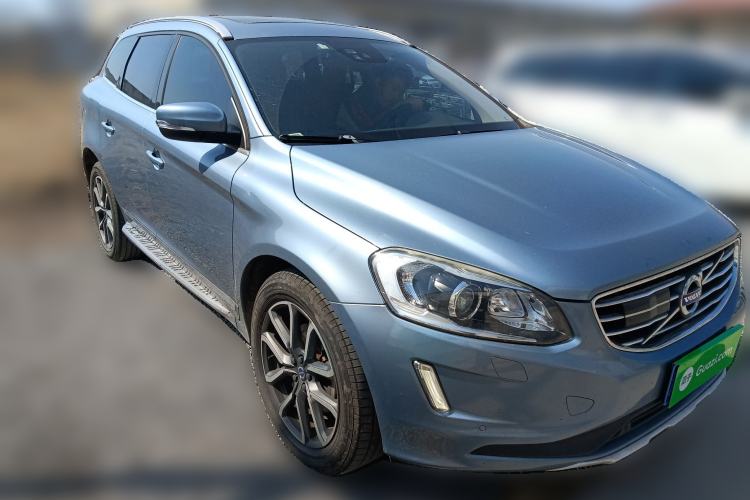 Used Volvo XC60 2017 T5 AWD Smart Upgrade Edition
