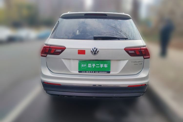 Used Volkswagen Tiguan L 2017 330TSI Automatic Two-Wheel Drive Luxury Edition