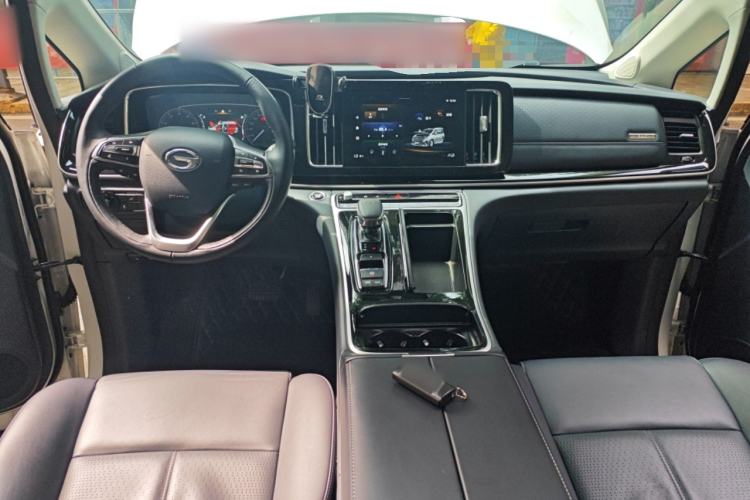 Used GAC Trumpchi M8 2024 Lingxiu Series 390T Deluxe Edition Center Console