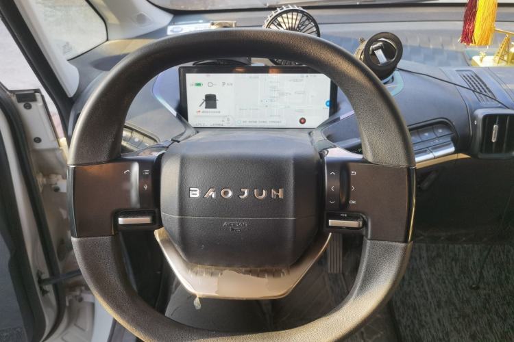 Used Baojun KiWi EV 2021 Artist Model Ternary Lithium Steering Wheel