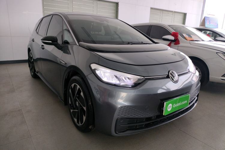 Used Volkswagen ID.3 2023 Upgraded Model Pure Intelligent Enjoyment Version Front Right 45 Deg