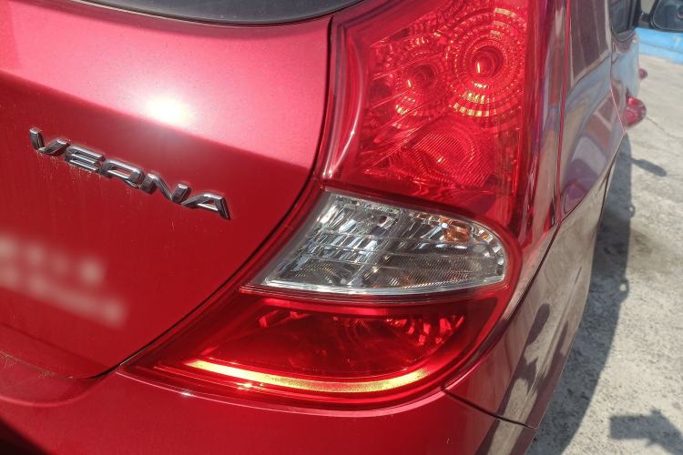 Used Hyundai Verna Ray 2014 1.4L Automatic GLX
