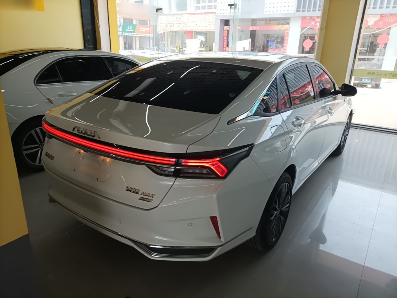 Dongfeng Aeolus Yixuan MAX 2021 1.5T Ultra-Stylish Trendsetter Edition — снимка 6