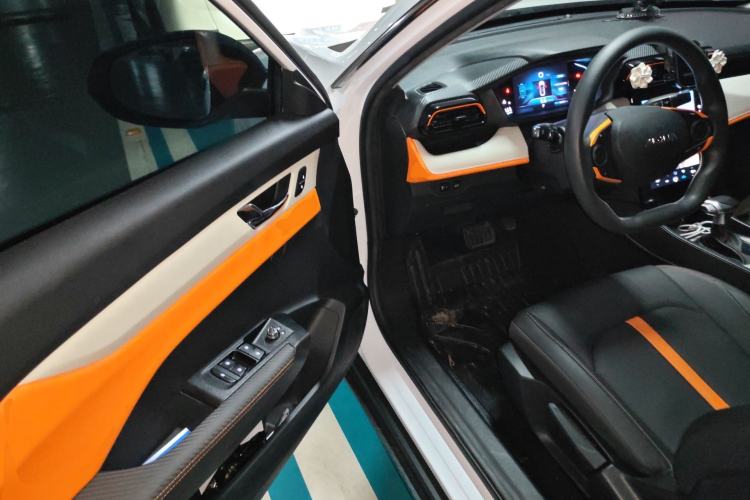 Used Dongfeng Aeolus Yixuan 2023 Mach Edition 1.5L Automatic Chasing Wind Version Driver Seat