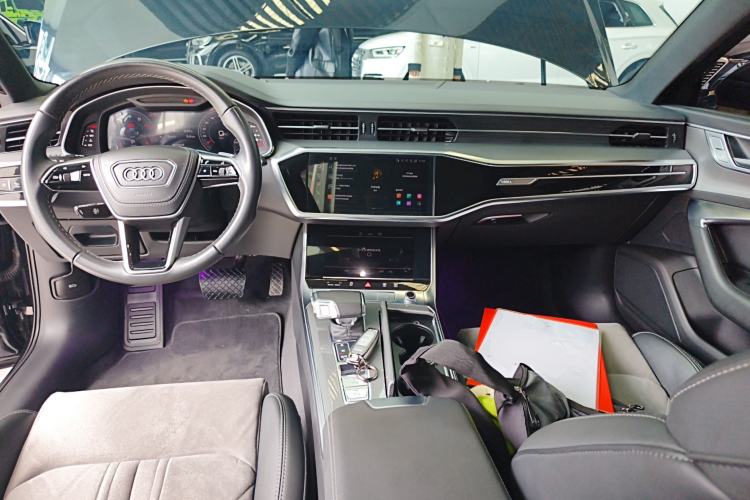 Used Audi A6L 2023 Revised 40 TFSI Luxury Dynamic Edition
