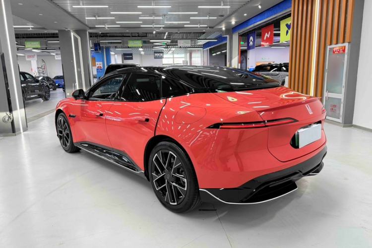 Used Avatr 06 2025 Pro Range-Extended Edition
