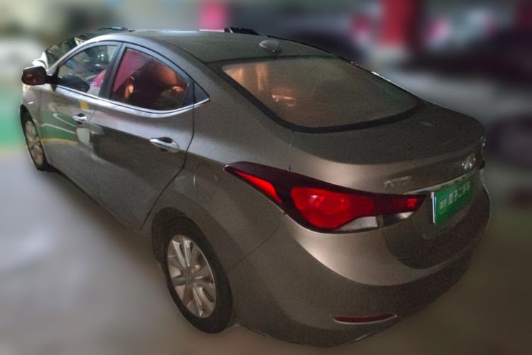 Used Hyundai Elantra (5th Generation / Langdong) 2016 1.6L Manual Luxury Model
