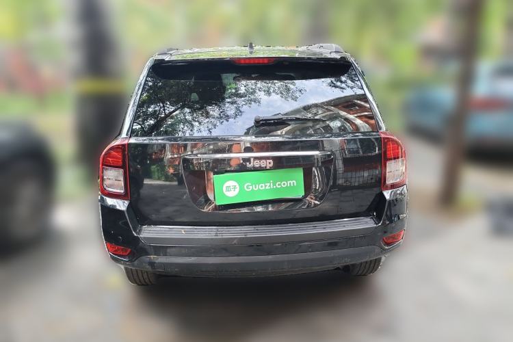 Used Jeep Compass 2013 2.4L four-wheel-drive sport version