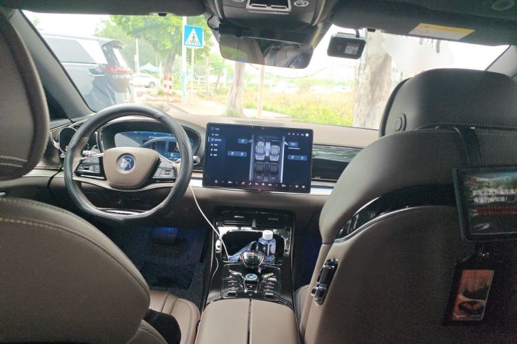 Used BYD Han 2024 EV Glory Edition 605KM Front-Wheel-Drive Premium Model
