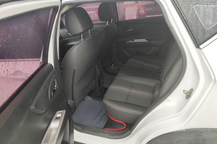 Used Dongfeng Aeolus AX3 2016 1.5L Automatic Shangkue Model Left Rear Seat