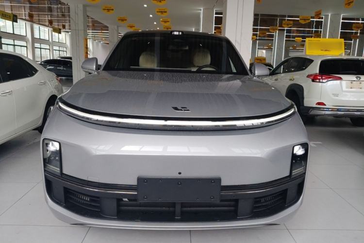 Used Li Auto L8 2025 Max Smart Refresh Edition Front