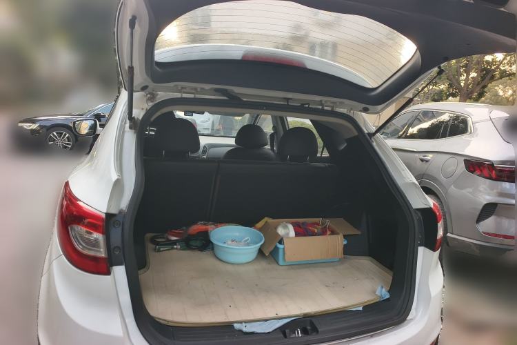 Used Hyundai ix35 2015 2.0L Automatic 2WD Smart Type China IV
