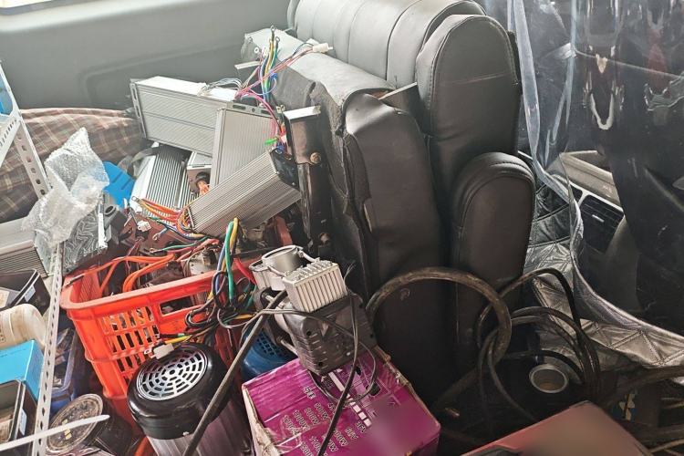 Used JAC Refine M3 2016 IKEA Edition 1.6L Luxury Model