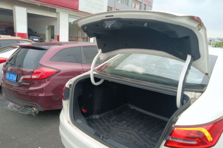 Used Ford Escort 2017 1.5L Automatic Comfort Model Trunk