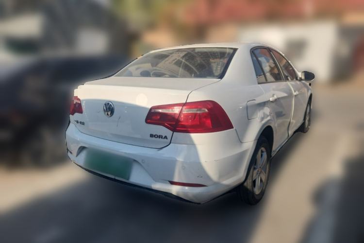 Used Volkswagen Bora 2014 1.6L Manual Fashion Edition Exterior 5