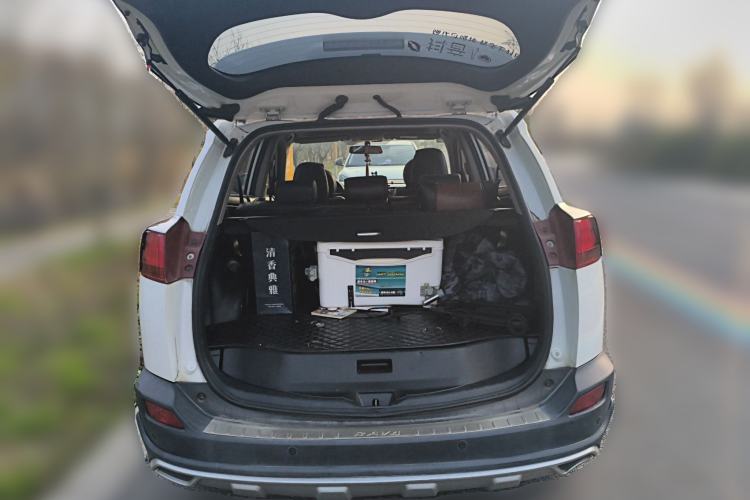 Used Toyota RAV4 2013 2.0L CVT Four-Wheel Drive New Edition