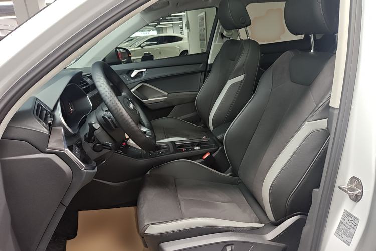 Used Audi Q3 2023 35 TFSI Fashion Dynamic Model (1.5T)
