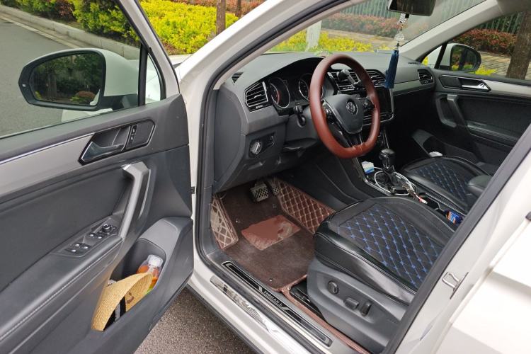 Used Volkswagen Tiguan L 2018 Revised Version 330TSI Automatic Two-Wheel Drive Comfort Edition