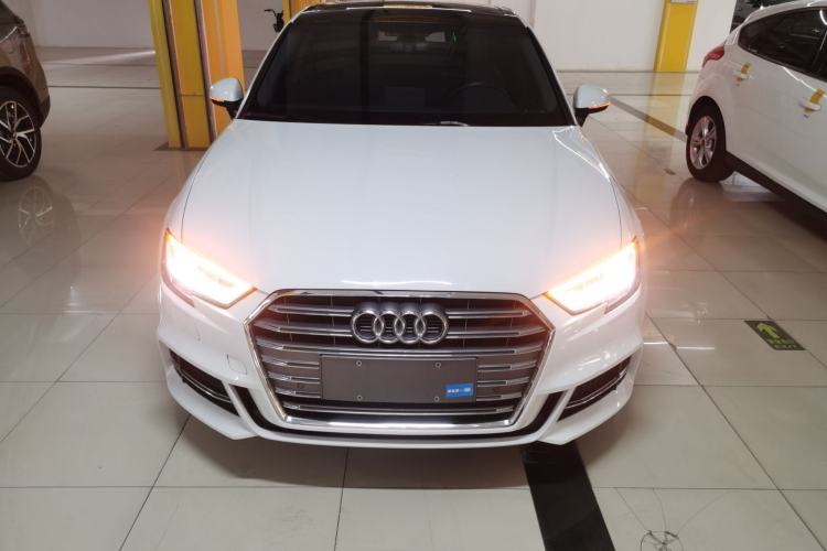 Used Audi A3 2020 Limousine 35 TFSI Fashion Edition China VI Emission Standard Front