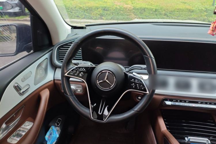 Used Mercedes-Benz GLE 2024 GLE 350 4MATIC Dynamic Edition Steering Wheel