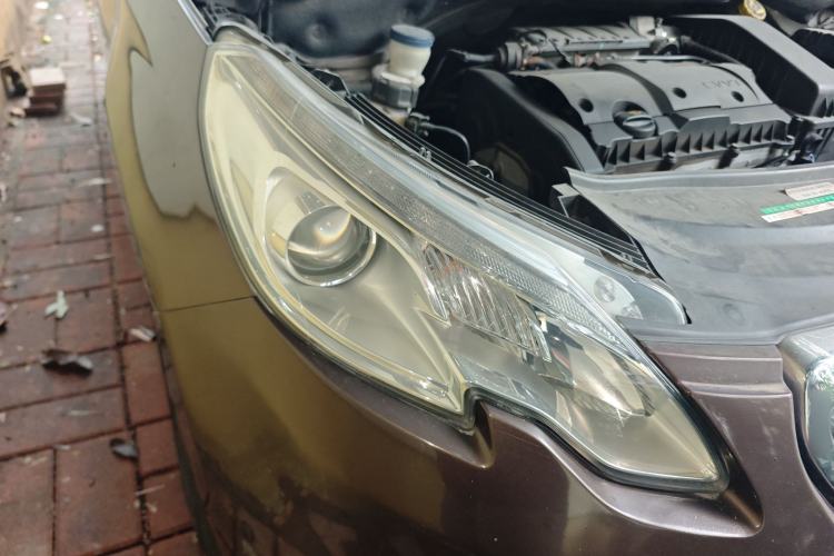 Used Peugeot 2008 2014 1.6L Automatic Navigation Edition