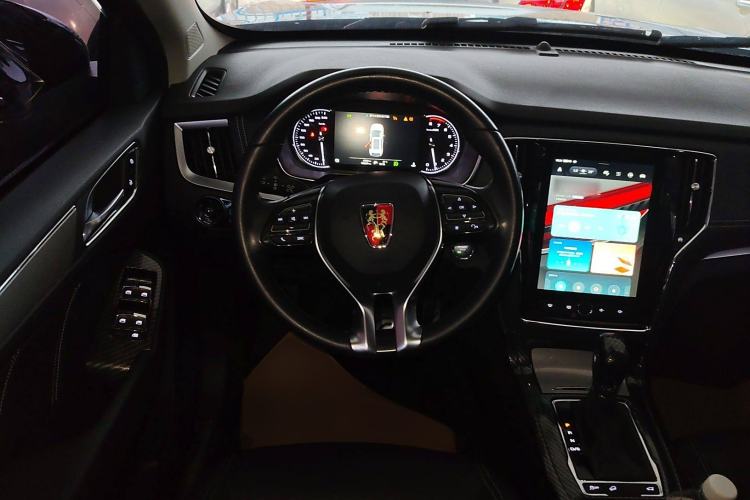 Used Roewe RX5 2018 30T Two-Wheel Drive Automatic Internet Platinum Edition
