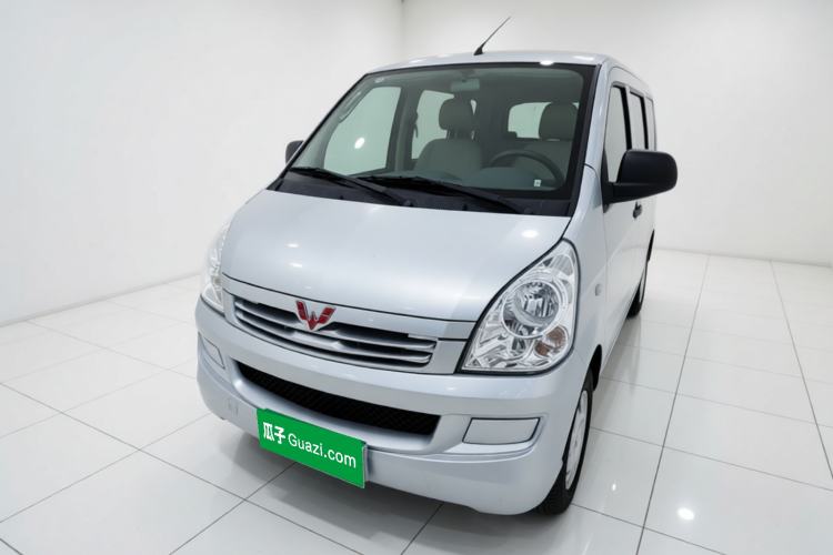 Used Wuling Rongguang S 2023 1.5L Base Version 5/7 Seats