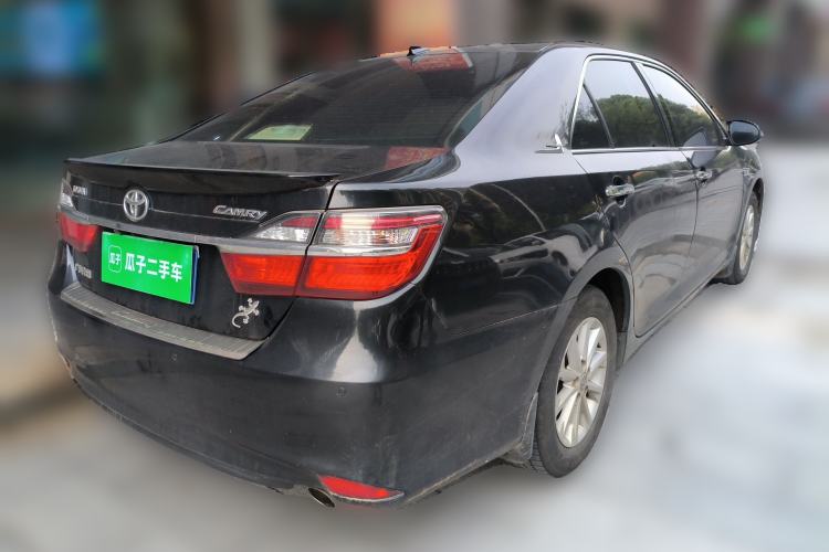 Used Toyota Camry 2016 2.0E 10th Anniversary Elite Edition
