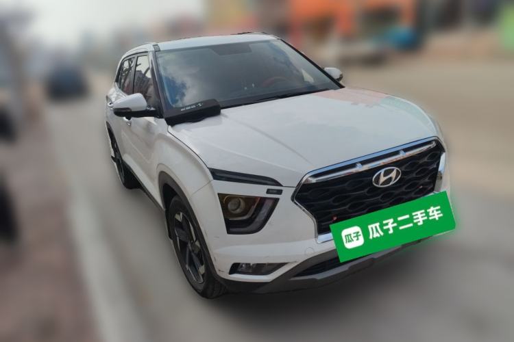 Used Hyundai ix25 2020 1.5L CVT DLX Prestige Version Front Right 45 Deg