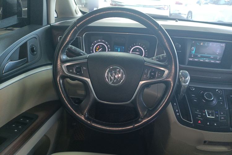 Used Buick GL8 2018 28T Luxury Model China VI Standard