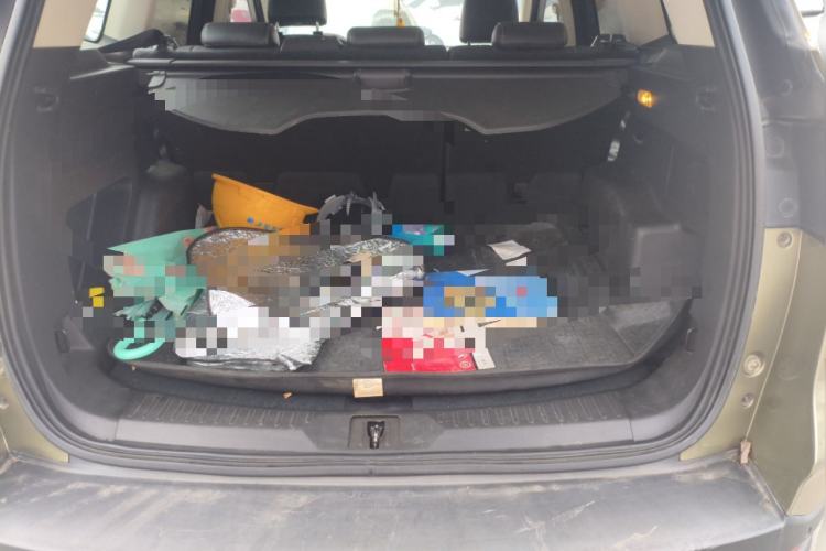 Used Ford Kuga 2015 2.0L GTDi Four-Wheel-Drive Sport Model Trunk