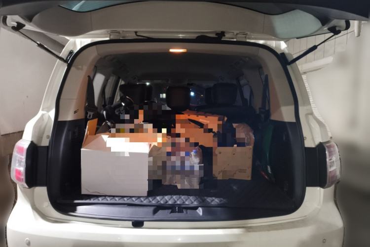 Used Nissan Patrol 2018 4.0L LinkedIn Edition Trunk