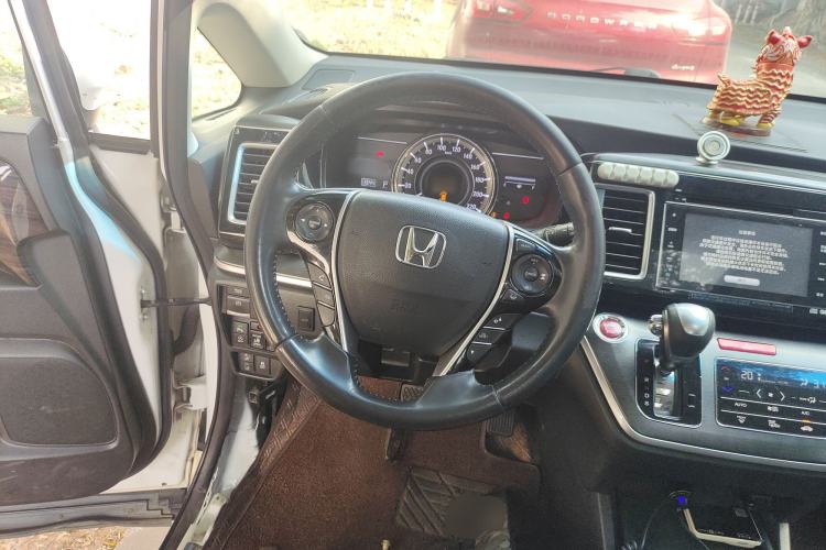 Used Honda Elysion 2016 2.4L Supreme Edition Steering Wheel