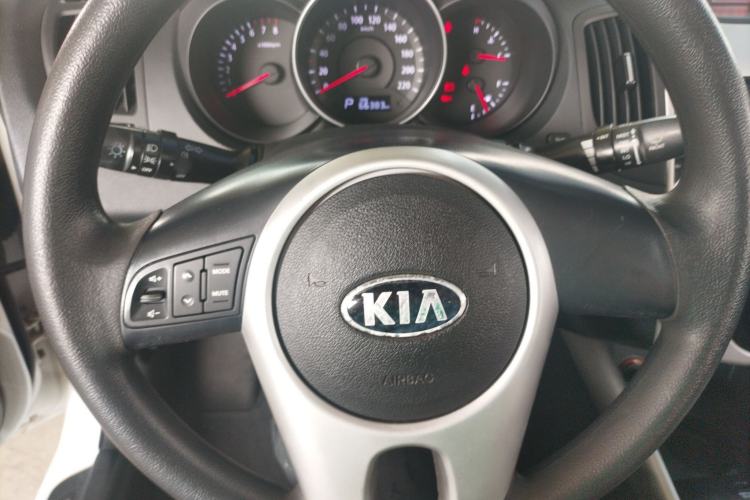 Used Kia Forte 2014 1.6L AT GL
