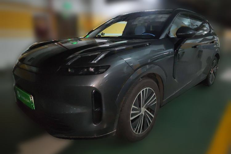 Used Lynk & Co 08 EM-P 2023 120km Long-Range Halo