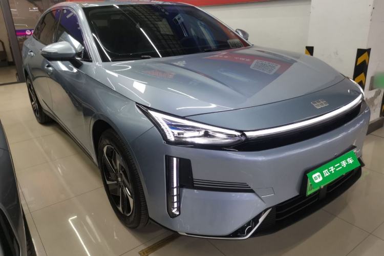 Used Geely Galaxy L6 2025 EM-i 140km Starship Edition Front Right 45 Deg