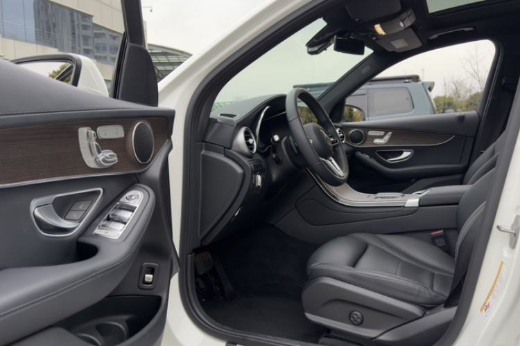 Used Mercedes-Benz GLC 2022 Refreshed GLC 300 L 4MATIC Dynamic Edition Prestige Version
