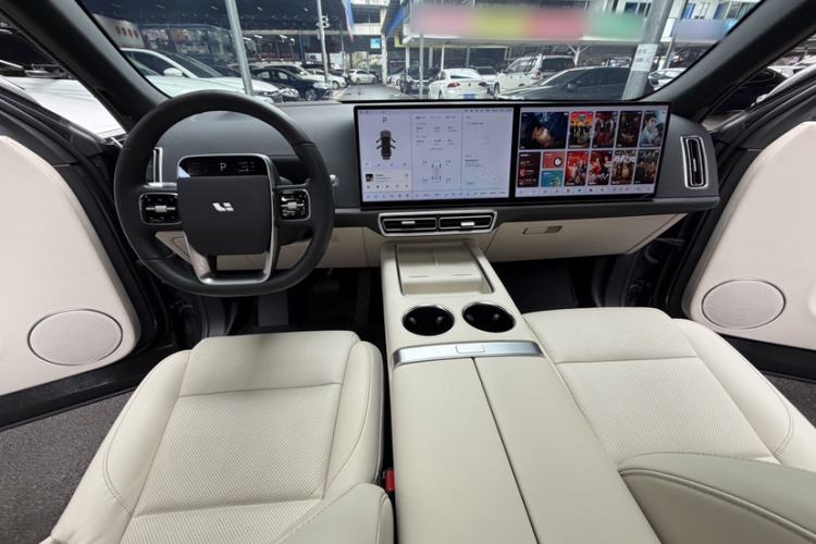 Used Li Auto L7 2023 Air model
