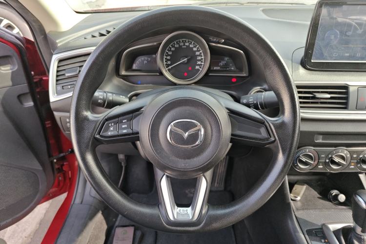 Used Mazda 3 Axela 2017 Sedan 1.5L Automatic Comfort Model Emission Standard China V