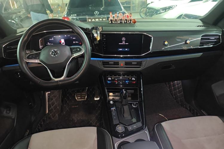 Used Volkswagen Tayron X 2020 380TSI Four-Wheel Drive Dynamic Connect Edition Center Console