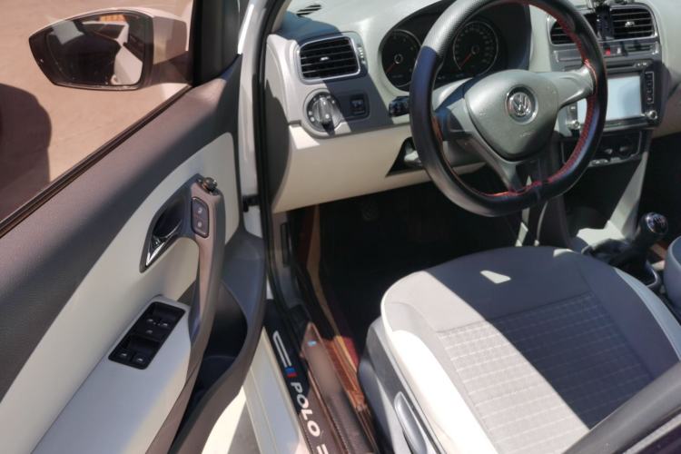 Used Volkswagen Polo 2014 1.6L Manual Comfort Edition Driver Seat