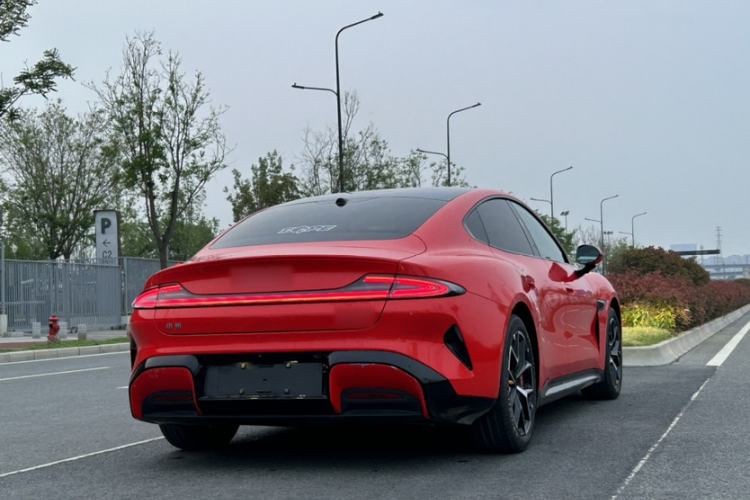Used Xiaomi Auto SU7 2024 Rear-Drive Long-Range Intelligent Driving Version Exterior 2