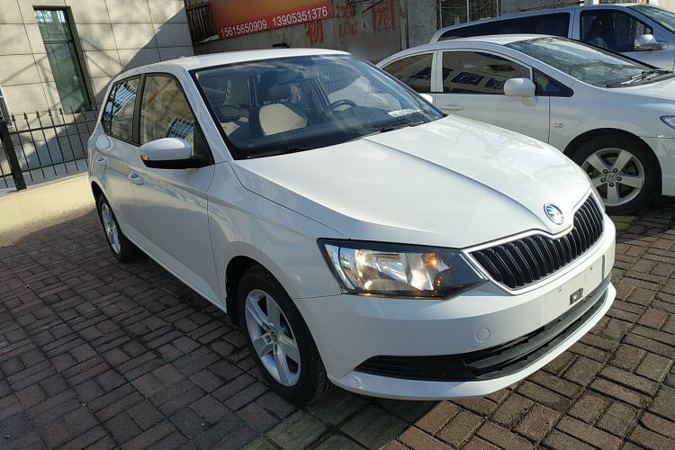 Used Skoda Fabia 2016 1.4L Automatic Car Enjoy Edition