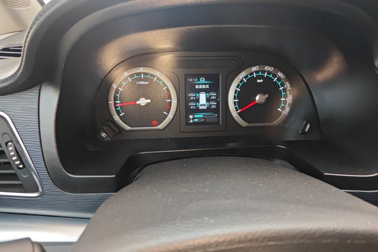 Used FORTHING Lingzhi 2020 M5L 1.6L Luxury 7-Seater