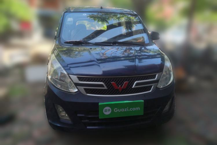 Used Wuling Rongguang V 2015 1.5L Base Version
