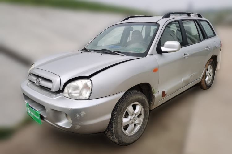 Used Huatai Santa Fe Classic 2012 2.0L Gasoline Manual Two-Wheel Drive Comfort Version
